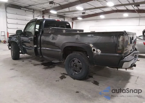 2003 GMC Sierra 1500 Sle z USA, uszkodzony, nr VIN 1GTEC14V33Z146322